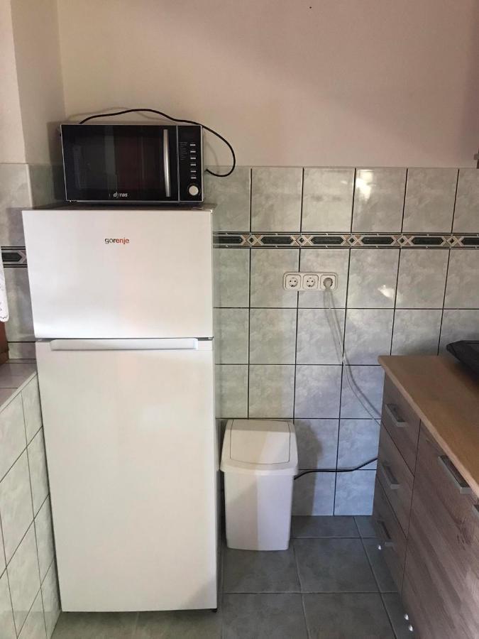 Apartamento Tahiti Apartman Hajdúszoboszló Exterior foto