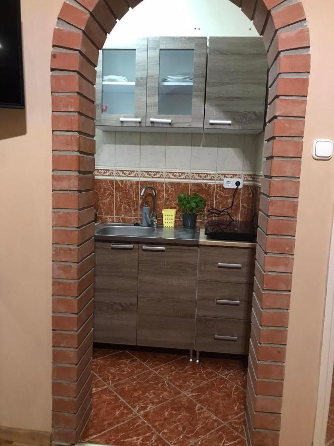 Apartamento Tahiti Apartman Hajdúszoboszló Exterior foto