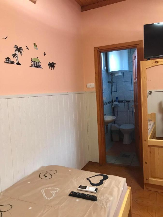 Apartamento Tahiti Apartman Hajdúszoboszló Exterior foto