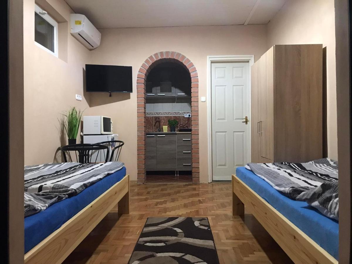 Apartamento Tahiti Apartman Hajdúszoboszló Exterior foto