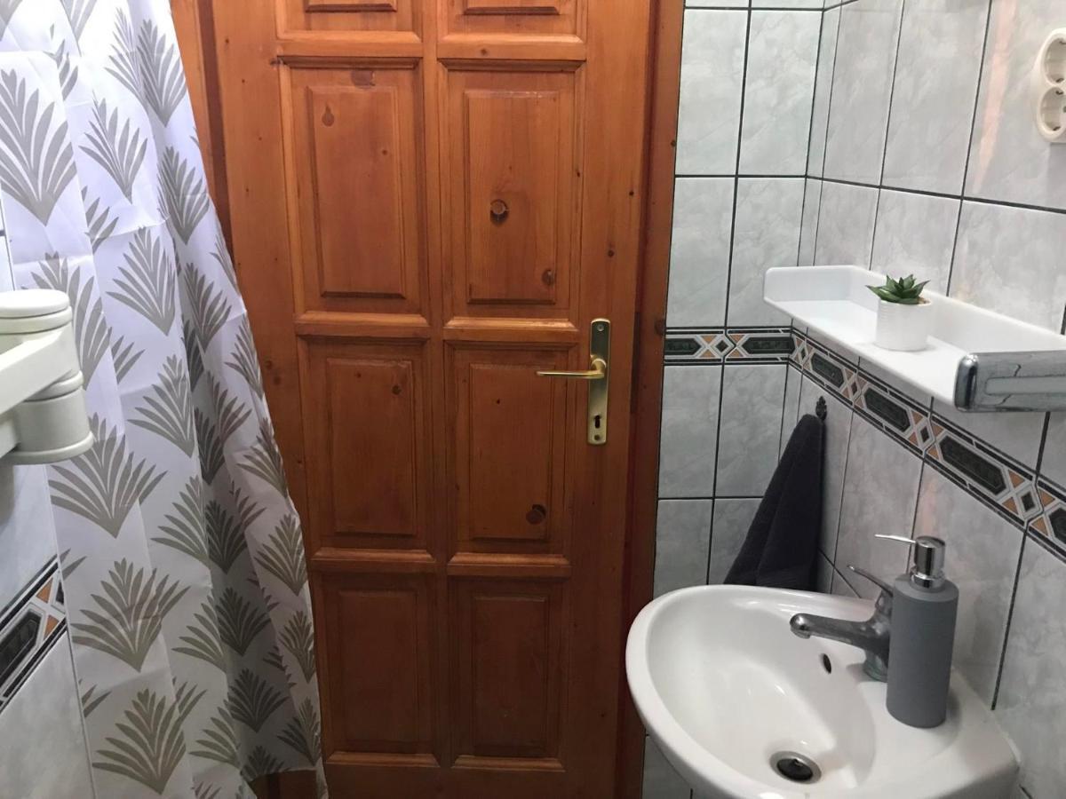 Apartamento Tahiti Apartman Hajdúszoboszló Exterior foto