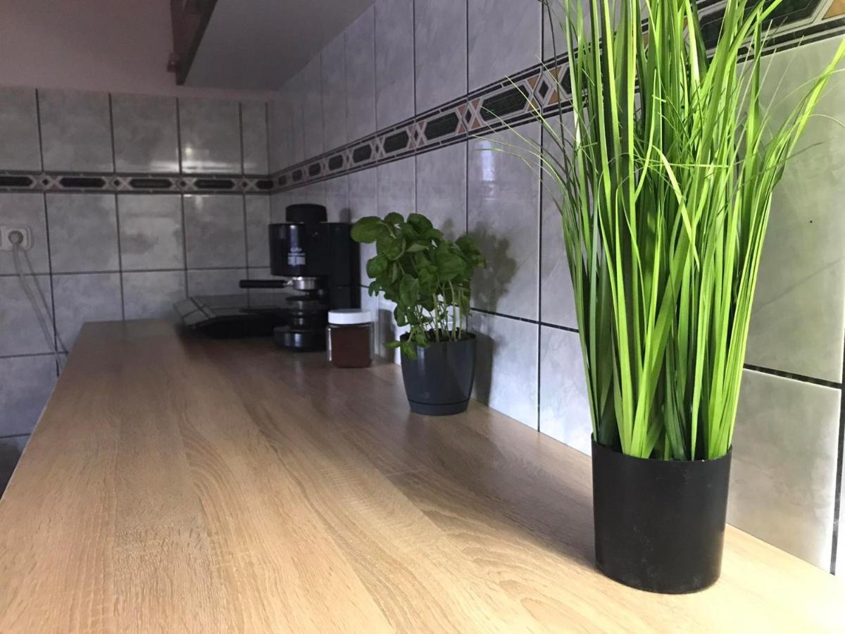 Apartamento Tahiti Apartman Hajdúszoboszló Exterior foto